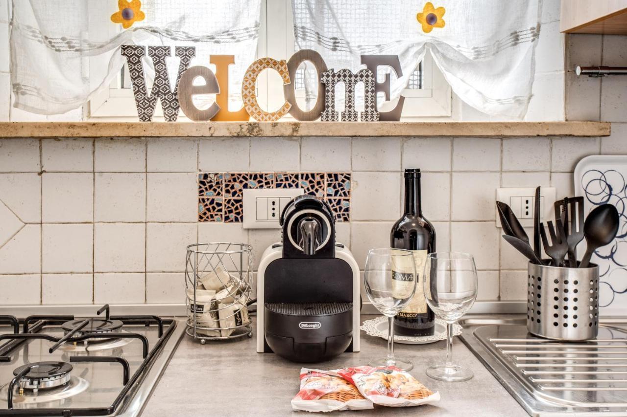 4C Colosseo Holidays Apartment Рим Екстериор снимка
